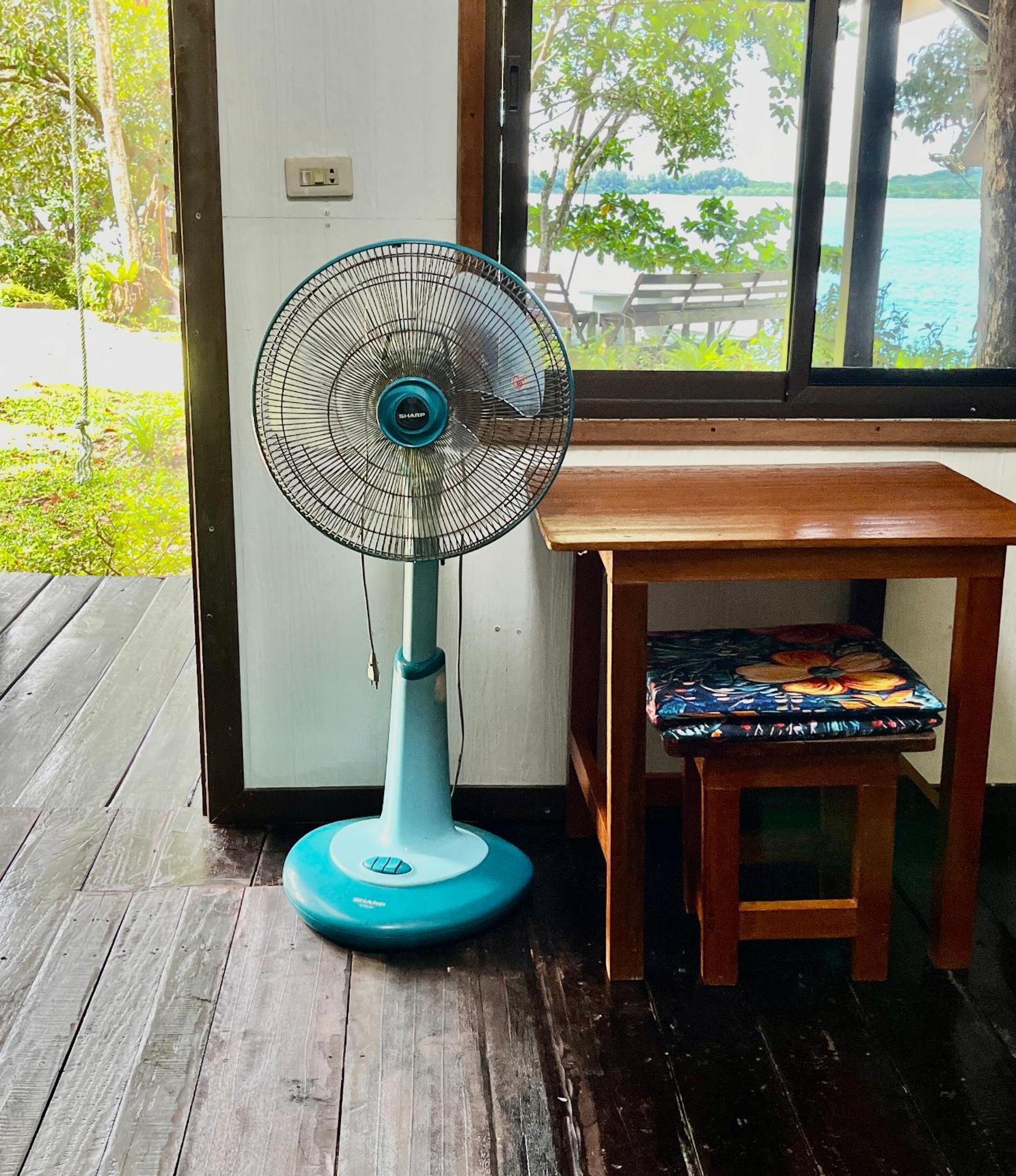 Starlight Beach Resort パヤム島 エクステリア 写真